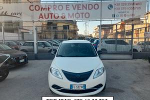 Lancia Ypsilon 1.2Benzina con garanzia-2017