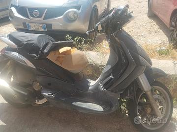 Piaggio Beverly 500