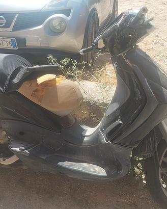 Piaggio Beverly 500