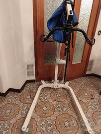 Sollevatore motorizzato per persone allettate