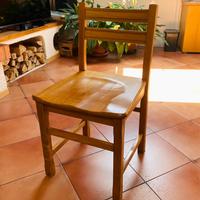 4 sedie in legno massiccio