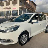 Renault Scénic XMod 1.5 dCi 110CV Start&Stop Live