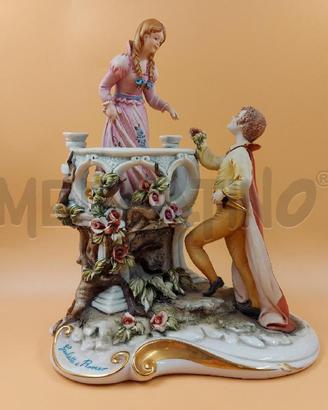 STATUINA ROMEO E GIULIETTA CORTI