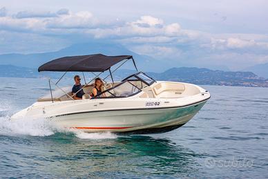 Bayliner VR5 usato lago di Garda