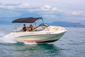 Bayliner VR5 usato lago di Garda