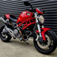 Ducati monster 696+