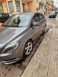  Mercedes B 180 Premium 