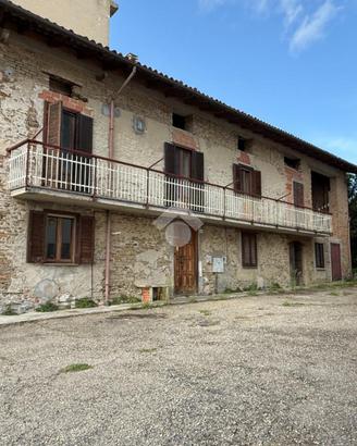 CASA DI CORTE A ROCCHETTA PALAFEA