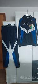 Tute sportive per vari sports
