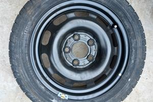 2 cerchi ferro 15 Mercedes A classe 2003 nuovi