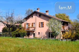 Villa Unifamiliare con 550 mq di giardino