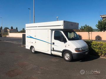 Furgone per ambulanti Maccarinelli con 102.000 Km