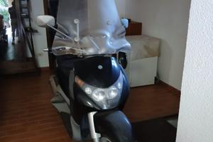 PIAGGIO BEVERLY 200 1200 km  anno 2003