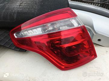 fanale posteriore sinistro Citroen C4 Picasso 