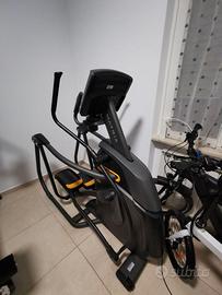 Ellitica Matrix A30 CON CONSOLE XIR