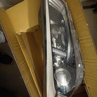 Faro dx Hyundai Tucson