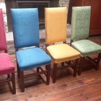 Sedie in legno con imbottitura