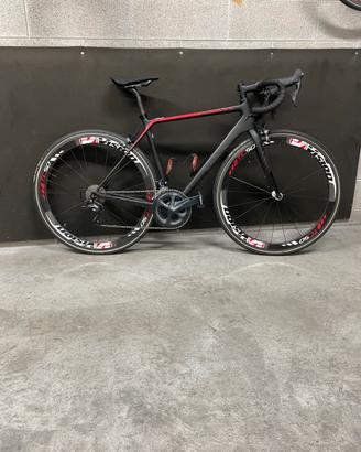 Bici da corsa in carbonio canyon