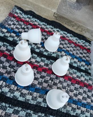 LAMPADINE LED GU10 7WATT LUCE CALDA POTENTISSIME