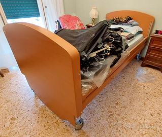 letto sanitario elettrico