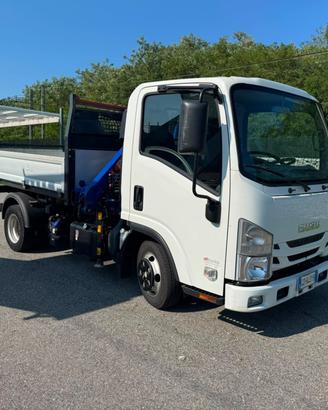 Isuzu M21 cassone ribaltabile e gru