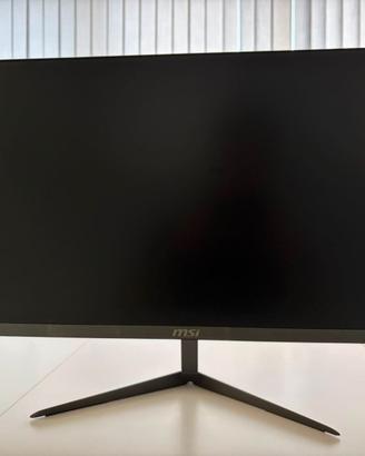 PC All in One MSI 24” i5 8GB SSD 512 – Windows Pro