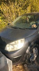 automobile  megane scenic