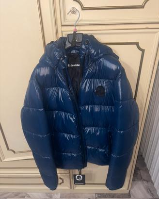 Piumino uomo invicta
