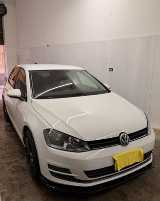 Volksvagen Golf 7 1600 Tdi 90 Cv Neopatentati