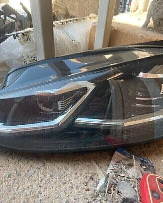 Faro destro Golf 7 LED Disponibile faro Sinistro g