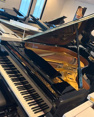 YAMAHA C3 -PIANOFORTE YAMAHA C3 "RIGENERATO"