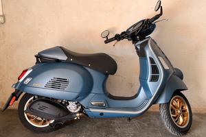 Vespa Officina 8 310