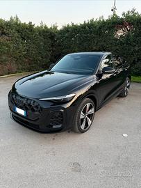 Audi Q5 Sportback TDI quattro S-line edition