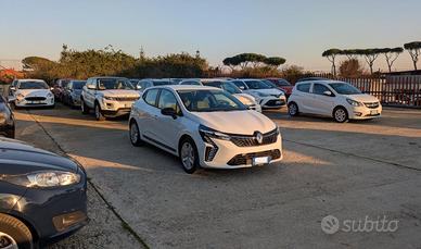 RENAULT Clio FULL HYBRID 1.6cc 145cv E-TECH EVOL