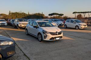RENAULT Clio FULL HYBRID 1.6cc 145cv E-TECH EVOL