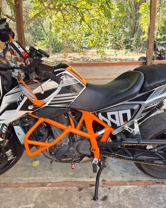 ktm duke 690