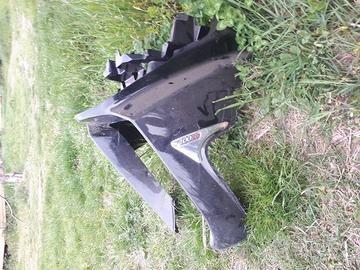 Scudo anteriore yamaka 400 ie