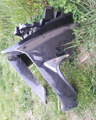 Scudo anteriore yamaka 400 ie
