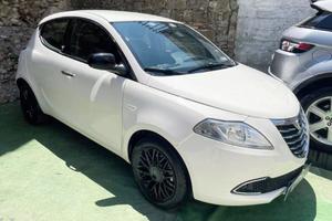 Lancia Ypsilon RATE / FINANZIAMENTI