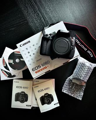 reflex Canon EOS 600D KIT ef-s 18-55is + accessori