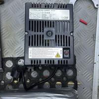 Carica batterie elettronico CB-520