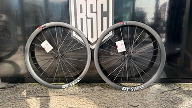 Coppia Ruote DT SWISS ARC 1100 DI 700C in carbonio