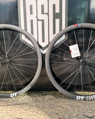 Coppia Ruote DT SWISS ARC 1100 DI 700C in carbonio