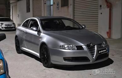 ALFA ROMEO GT 