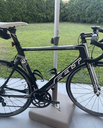 bici da corsa FELT
