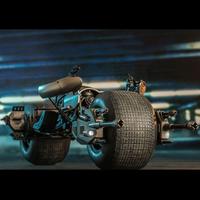 HOT TOYS The Dark Knight Rises BAT POD MMS591