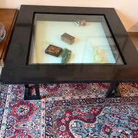 Tavolino portaoggetti basso per divano