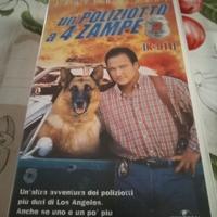 VHS- Un poliziotto a quattro zampe con J. Belushi