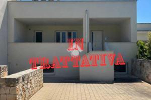 VILLA A SCHIERA A LOCOROTONDO