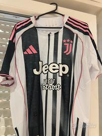 Divisa Juventus 25/26